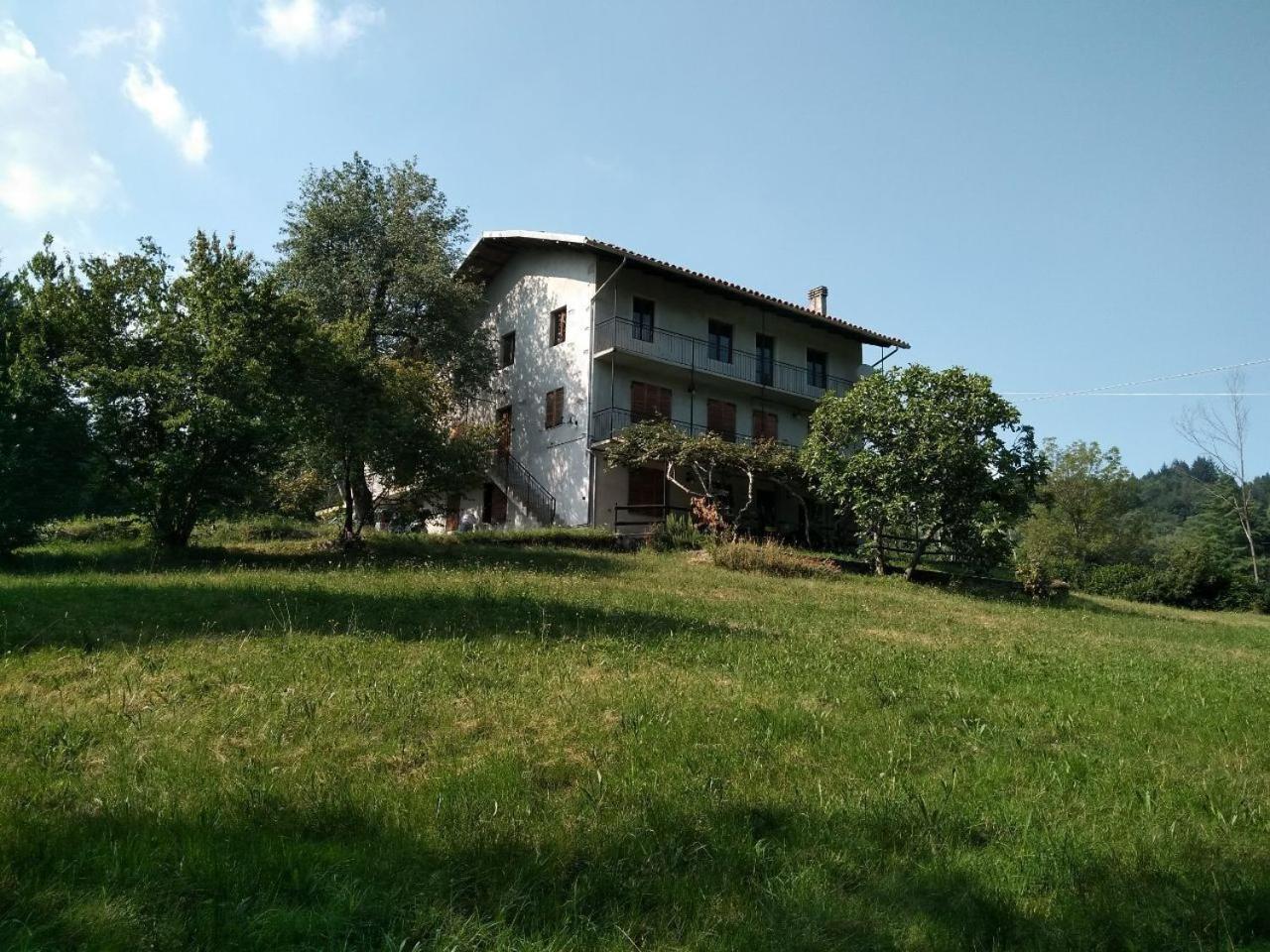 La Casa Nel Verde Alice Superiore Exterior photo